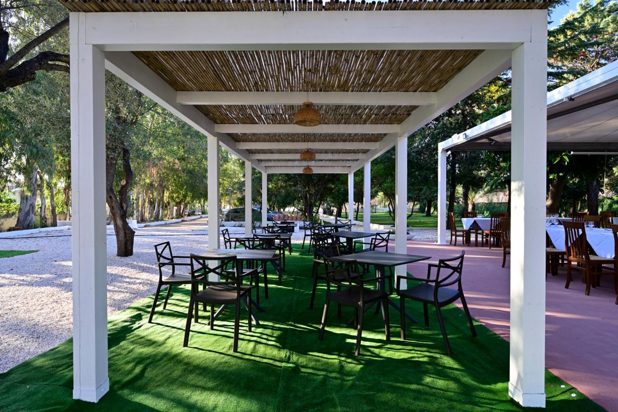 Villa Valentina Park Posada  Exterior photo